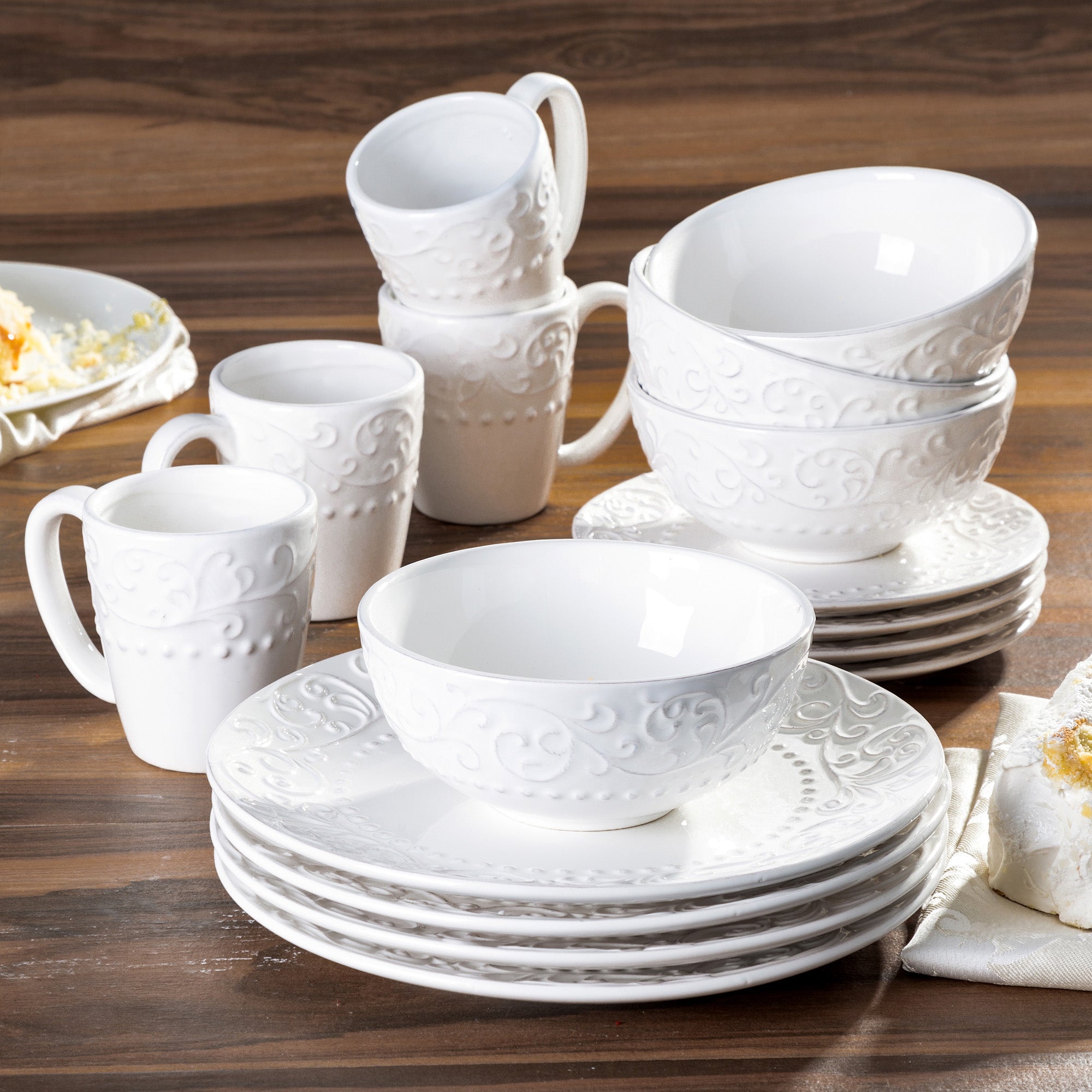 Bianca Scrolls White 16-Piece Dinner Set