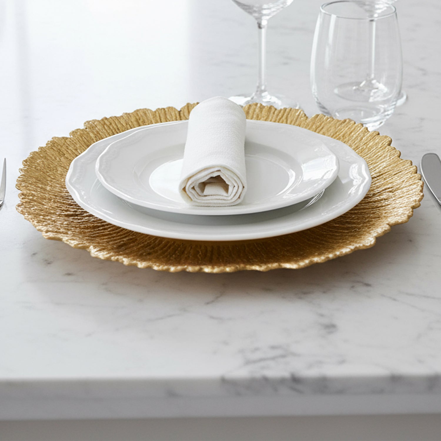 Helia Gold Plated Set of 4 Charger Plates 13"D