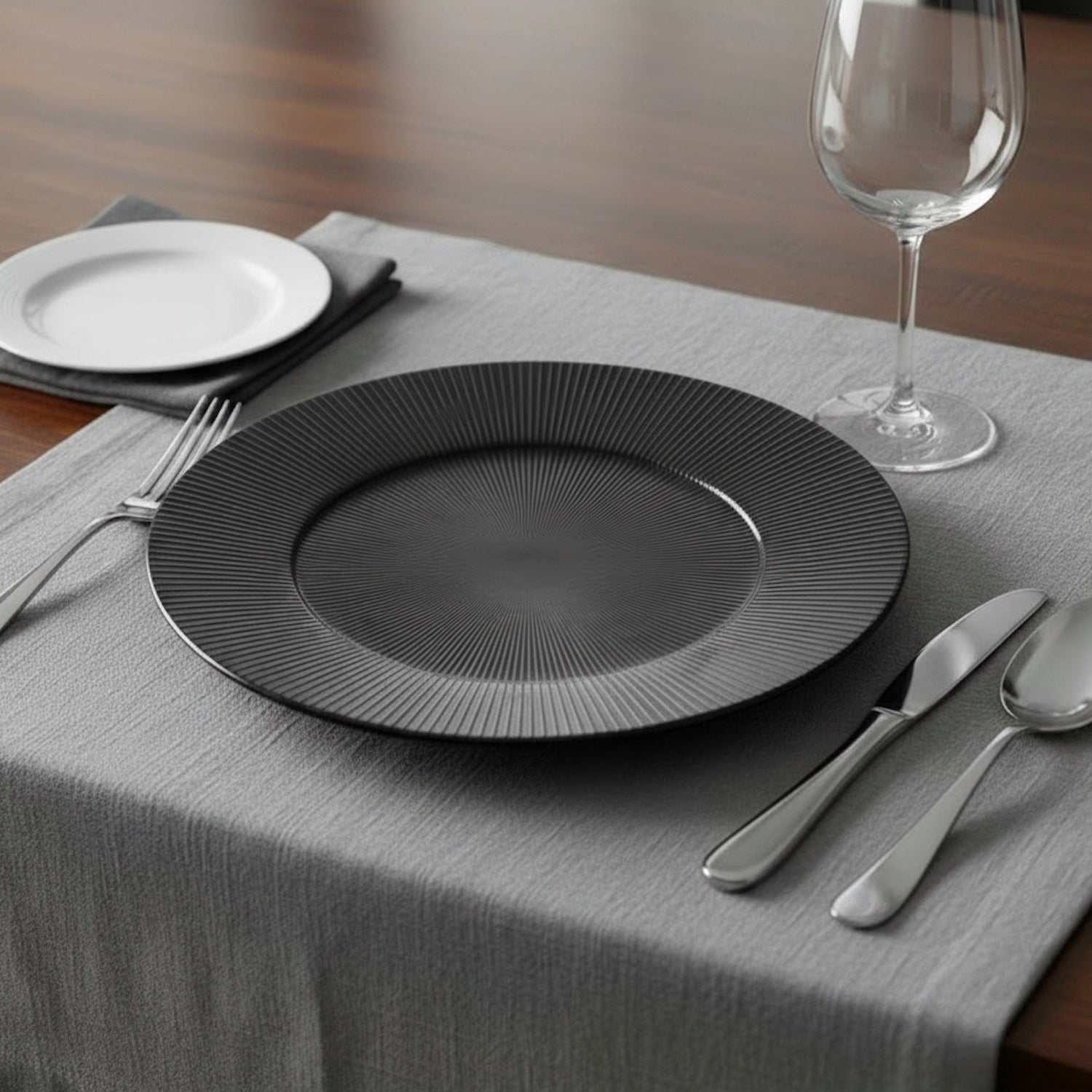 Sunray Black Glass Charger Plates 4-Piece Set 13"D