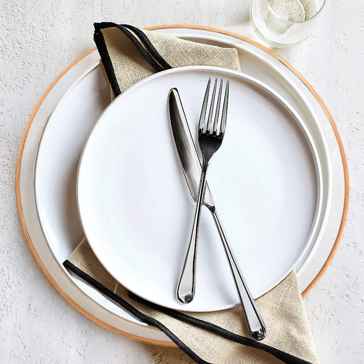 Elite Glass Charger Plate with Gold Rim 6-Piece Set 13"D