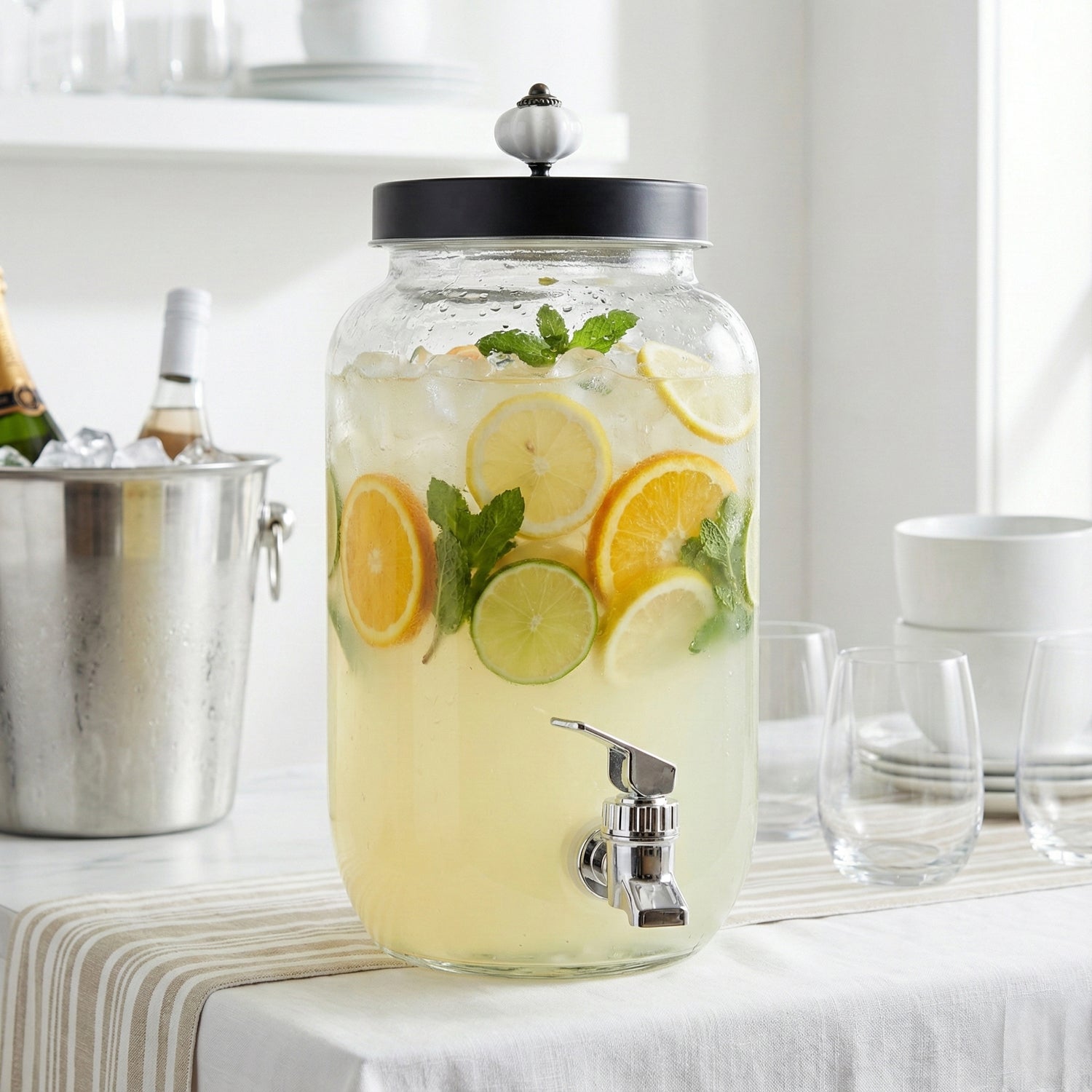 Manchester Glass Beverage Dispenser 1 Gal