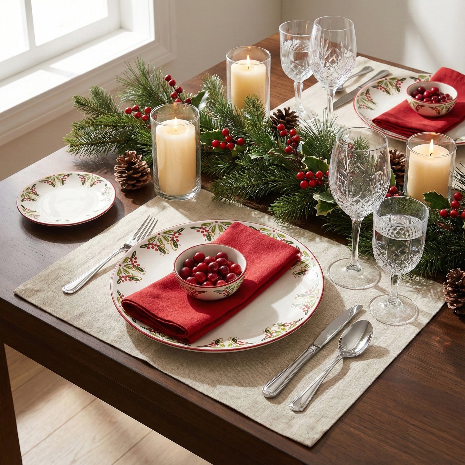 Bargello Holiday Set 6 Dinner Plates