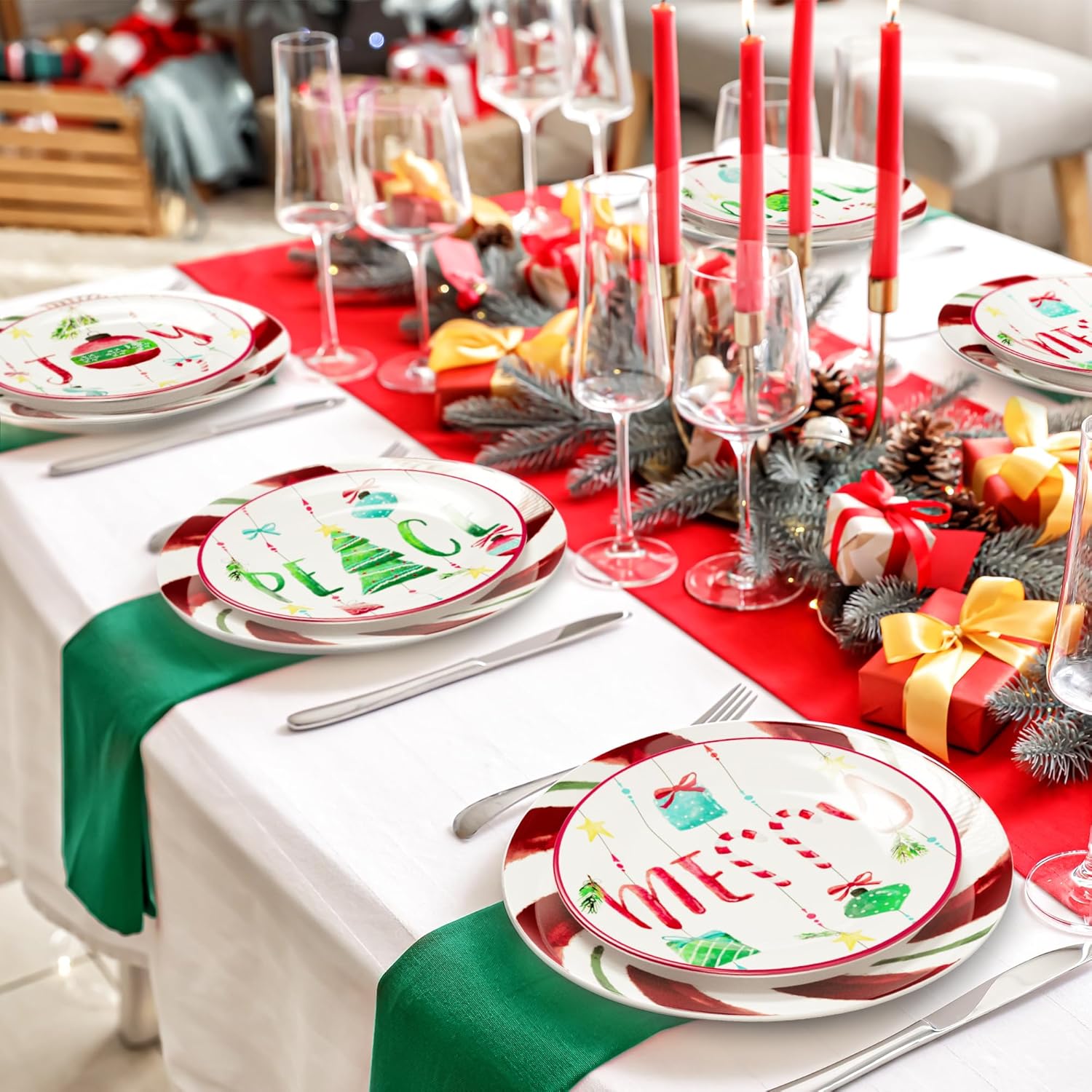 Peppermint Ornament 16-Piece Dinner Set