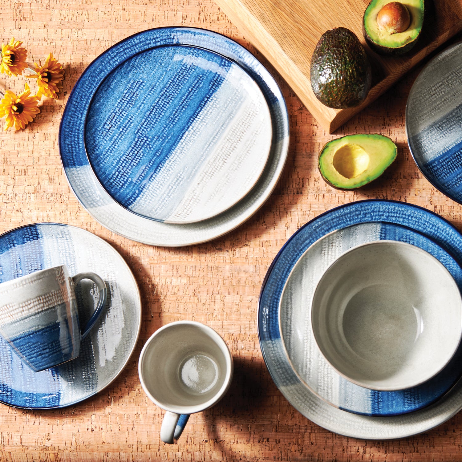 Gaia Blue 16-Piece Dinner Set